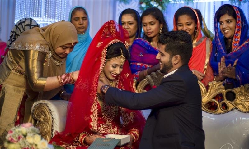 Top 8 Ways Muslim Matrimony Services Help Families Connect Faster and Better